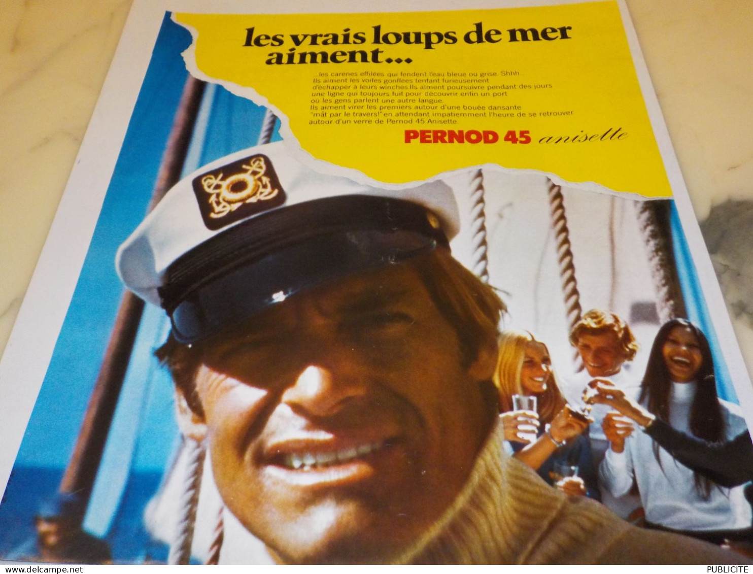 ANCIENNE PUBLICITE LES LOUPS DE MER AIMENT PERNOD 45 1973 - Alcohol