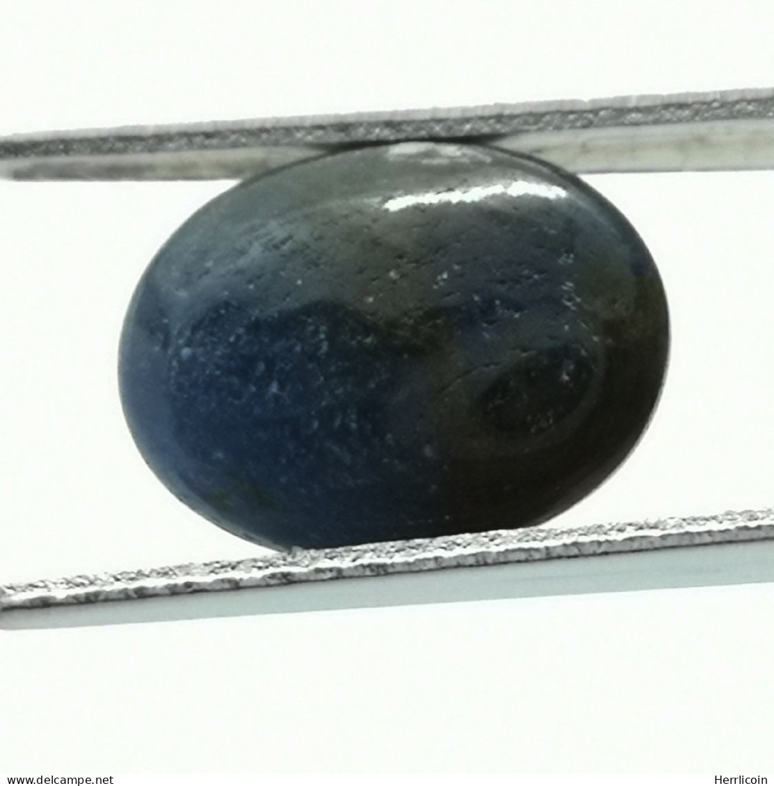 Saphir Naturel De Madagascar - Cabochon 4.75 Carats - 11 X 8,2 X 4,5 Mm - Sapphire