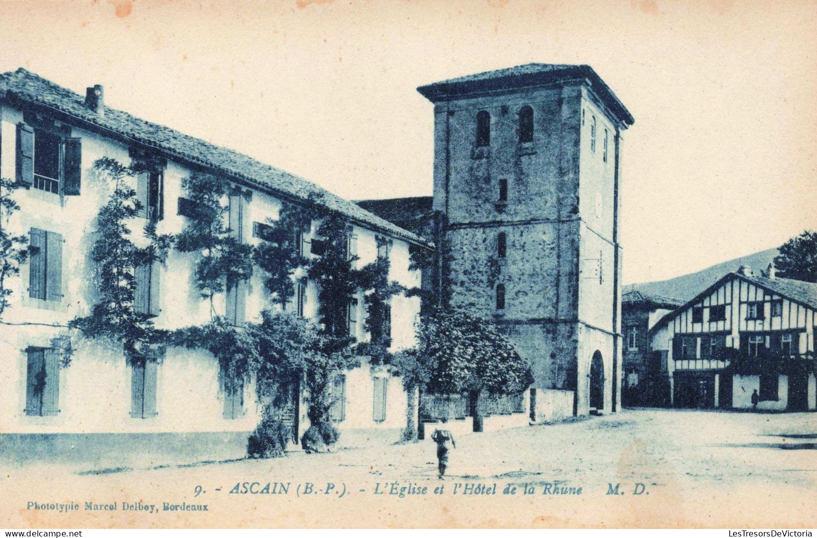FRANCE - 64 - Ascain - L'Eglise Et L'Hôtel De La Rhune - Carte Postale Ancienne - Ascain