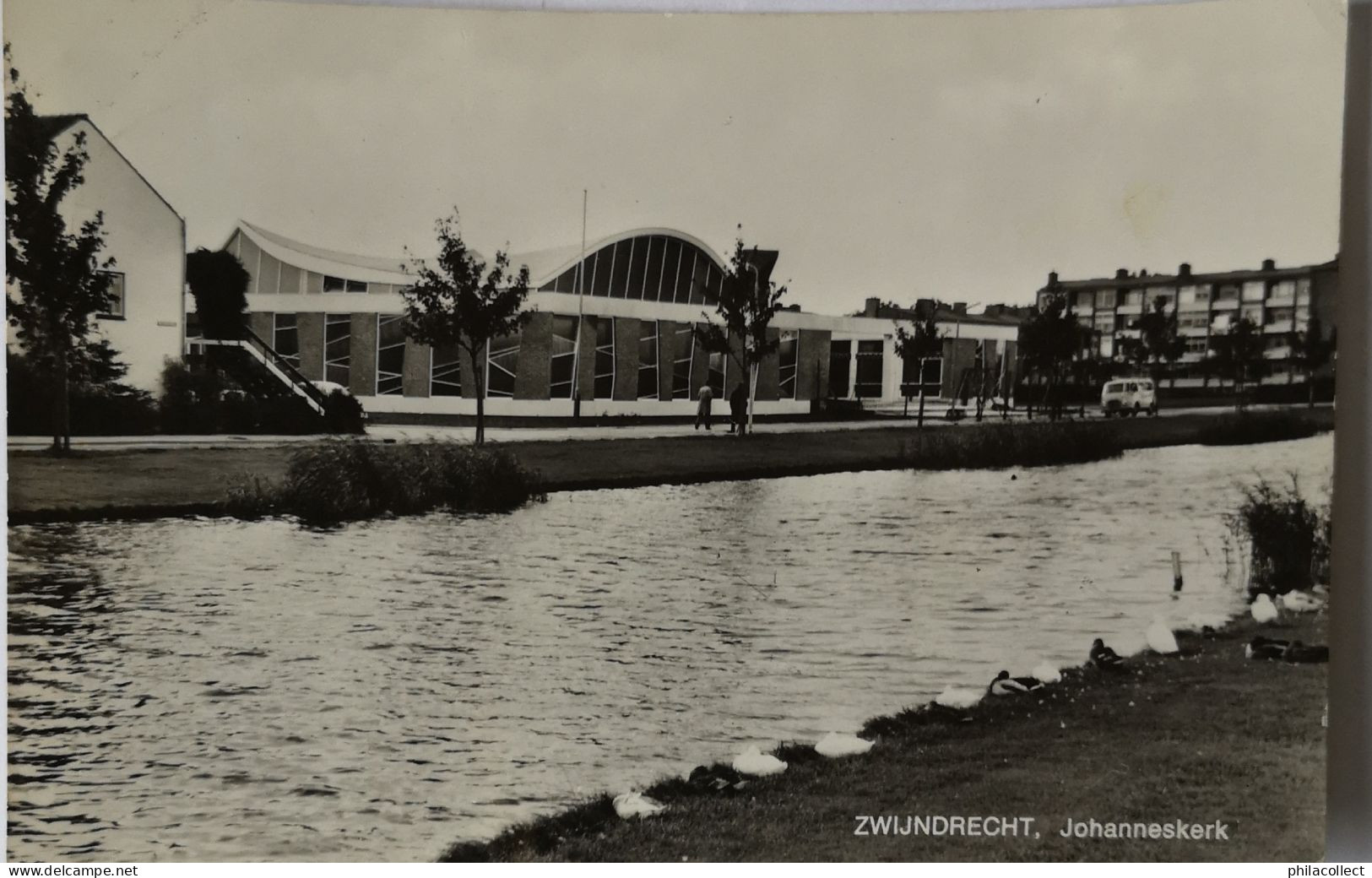 Zwijndrecht (ZH) Zicht Johanneskerk 1969 - Zwijndrecht