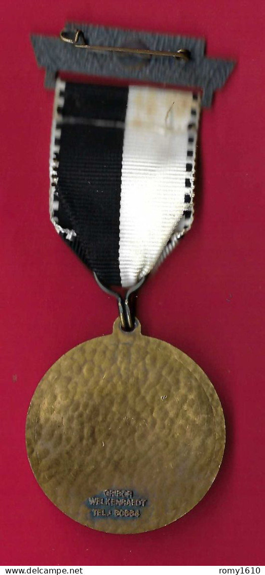 Médaille - Broche En Métal - Marche De Henri-Chapelle 1974. Scan Recto/verso. - Altri & Non Classificati