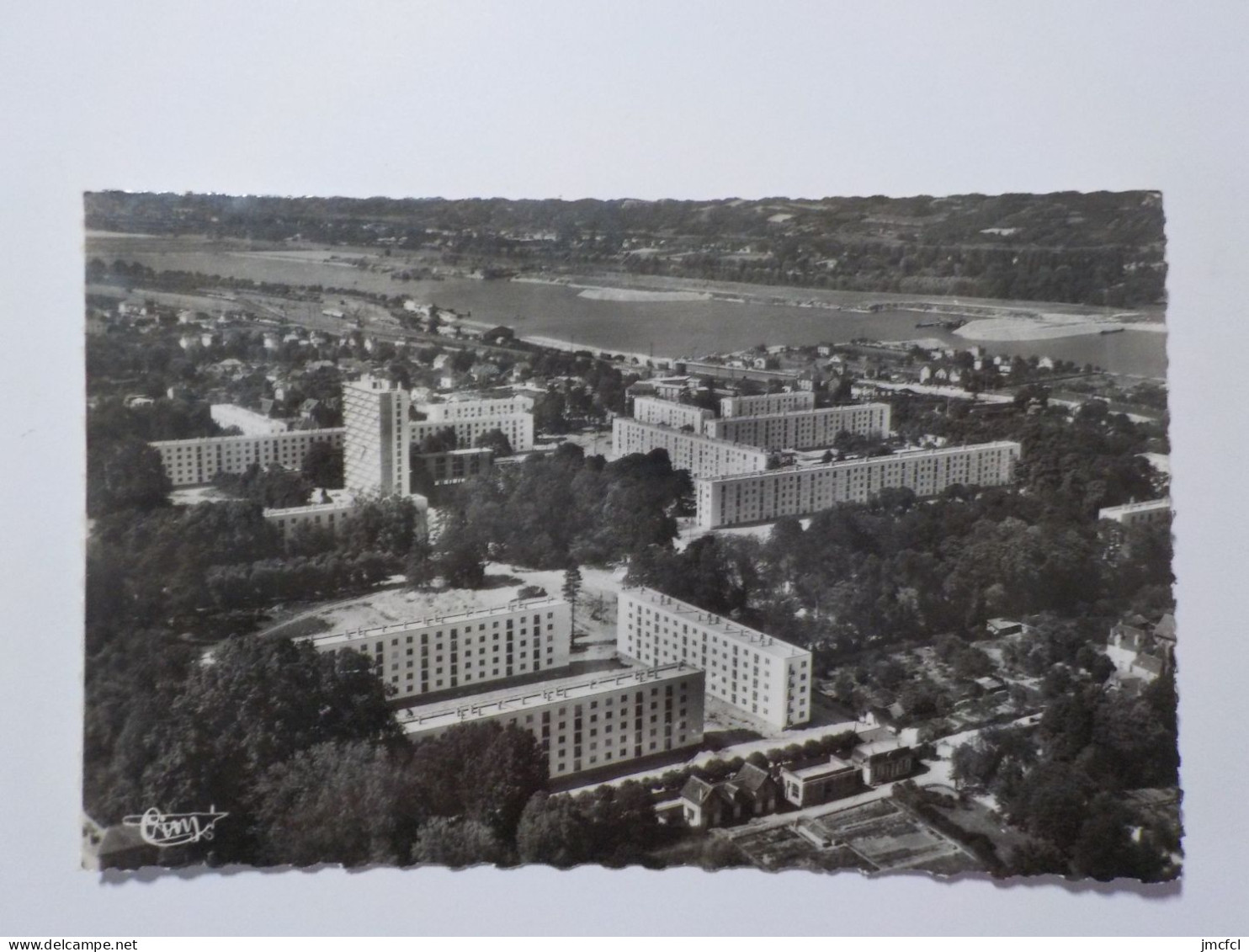 VERNOUILLET    Vue Aérienne    Les Nouveaux Immeubles Du Parc - Vernouillet