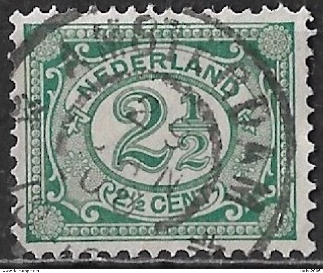 Wit Haaltje Links Aan Het Ornament In 1899-1913 Cijfer Zegels 2½ Cent Groen NVPH 55 - Variétés Et Curiosités