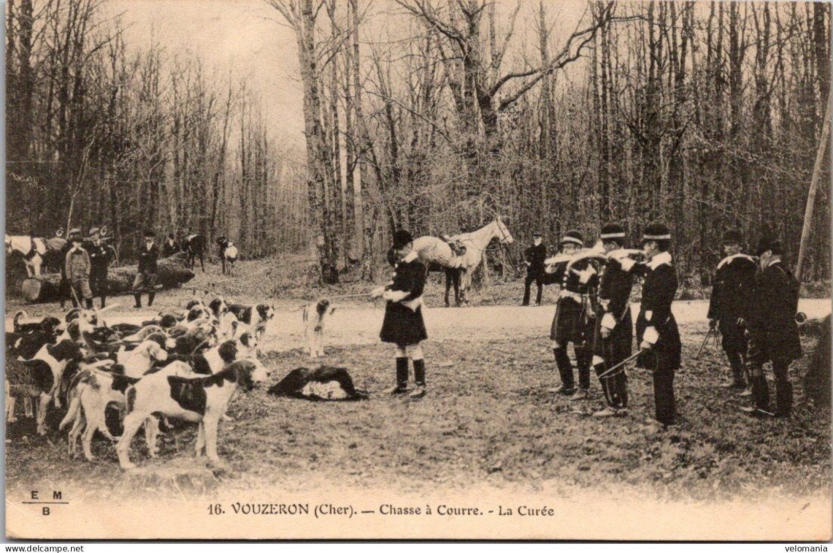 S15029 Cpa 18 Vouzeron - Chasse à Courre - La Curée - Vouzeron