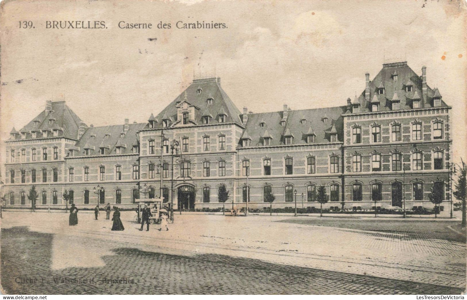BELGIQUE - Bruxelles - Caserne Des Carabiniers - Carte Postale Ancienne - Parks, Gärten