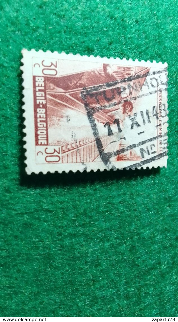 BELÇİKA-   DEMİRYOLU PAKET  POSTASI --1952-87-  30 C.   DAMGALI - Used