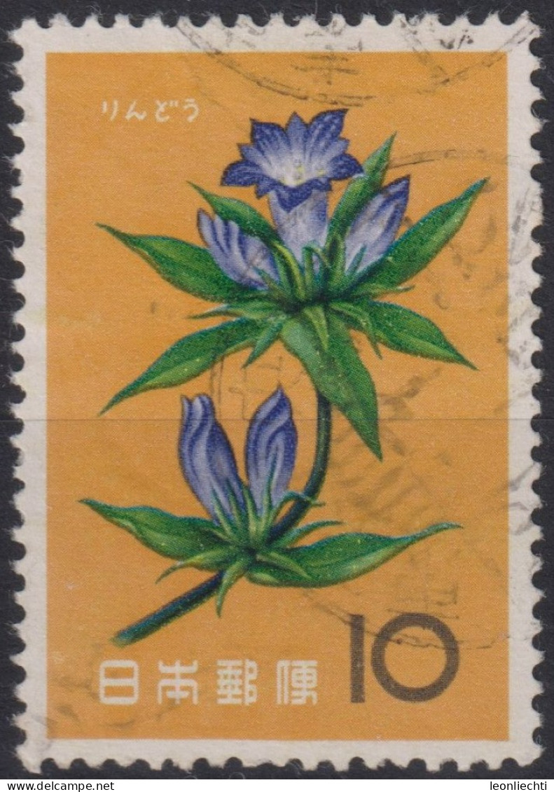 1961 Japan-Nippon ° Mi:JP 752, Sn:JP 721, Yt:JP 673, Gentian, 90th Anniv Of Japanese Postal Service - Japanese Flowers - Oblitérés