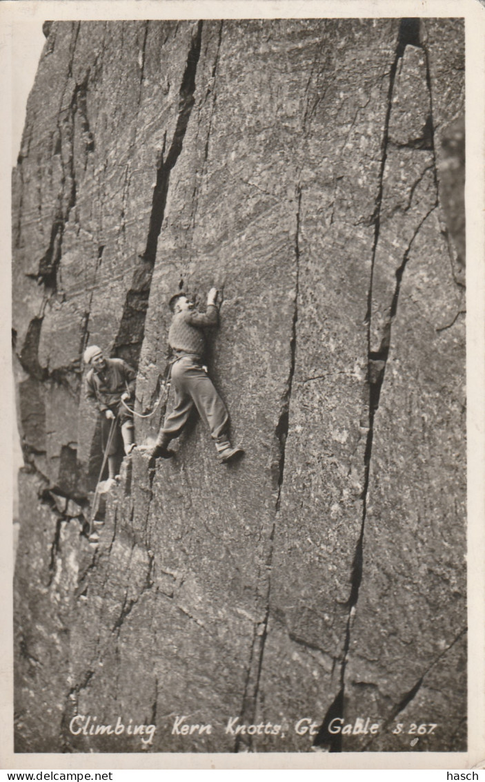 4924 48 Climbing Kern Knotts Gt Gable. (Real Photograph) (See The Back)  - Bergsteigen