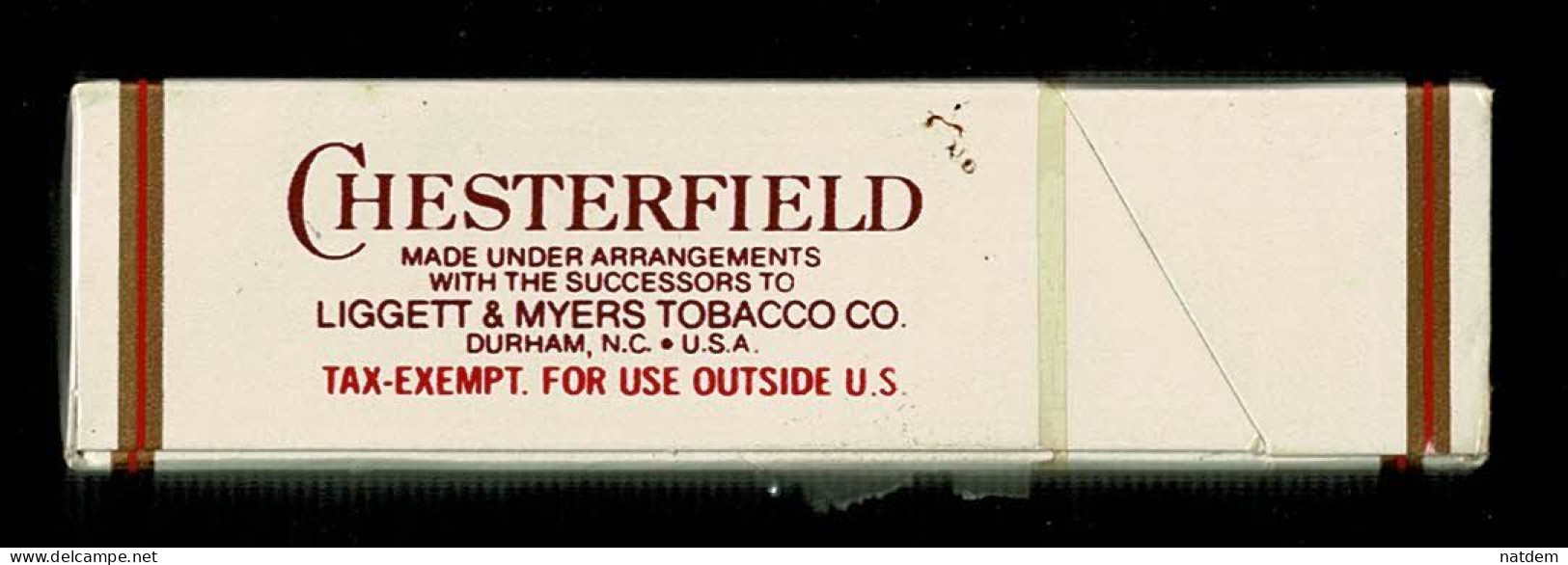 Chesterfield, Ancien Paquet Made In USA Pour L'export, Sans Taxe, Film "plastique", Uniquement Pour Collection - Otros & Sin Clasificación