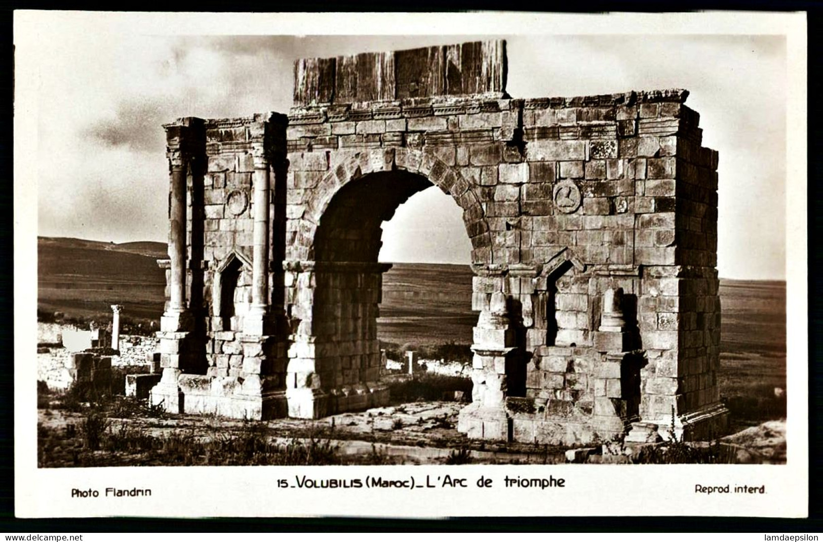 A66  MAROC CPA VOLUBILIS  - L' ARC DE TRIOMPHE - Collections & Lots