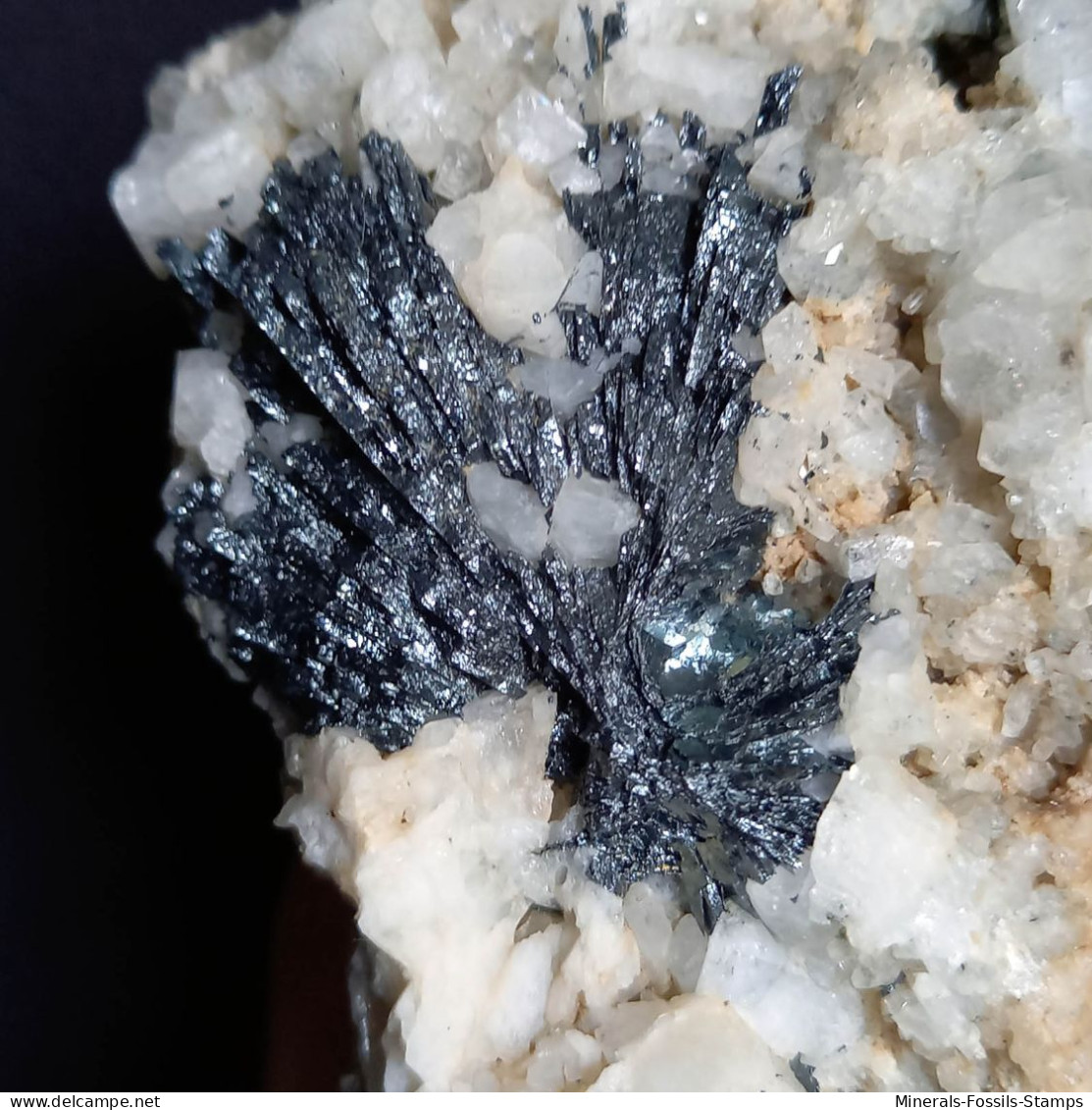 #1.58 - ADULARIA Con EMATITE XX (St Gotthard, Leventina, Ticino, Svizzera) - Minerals