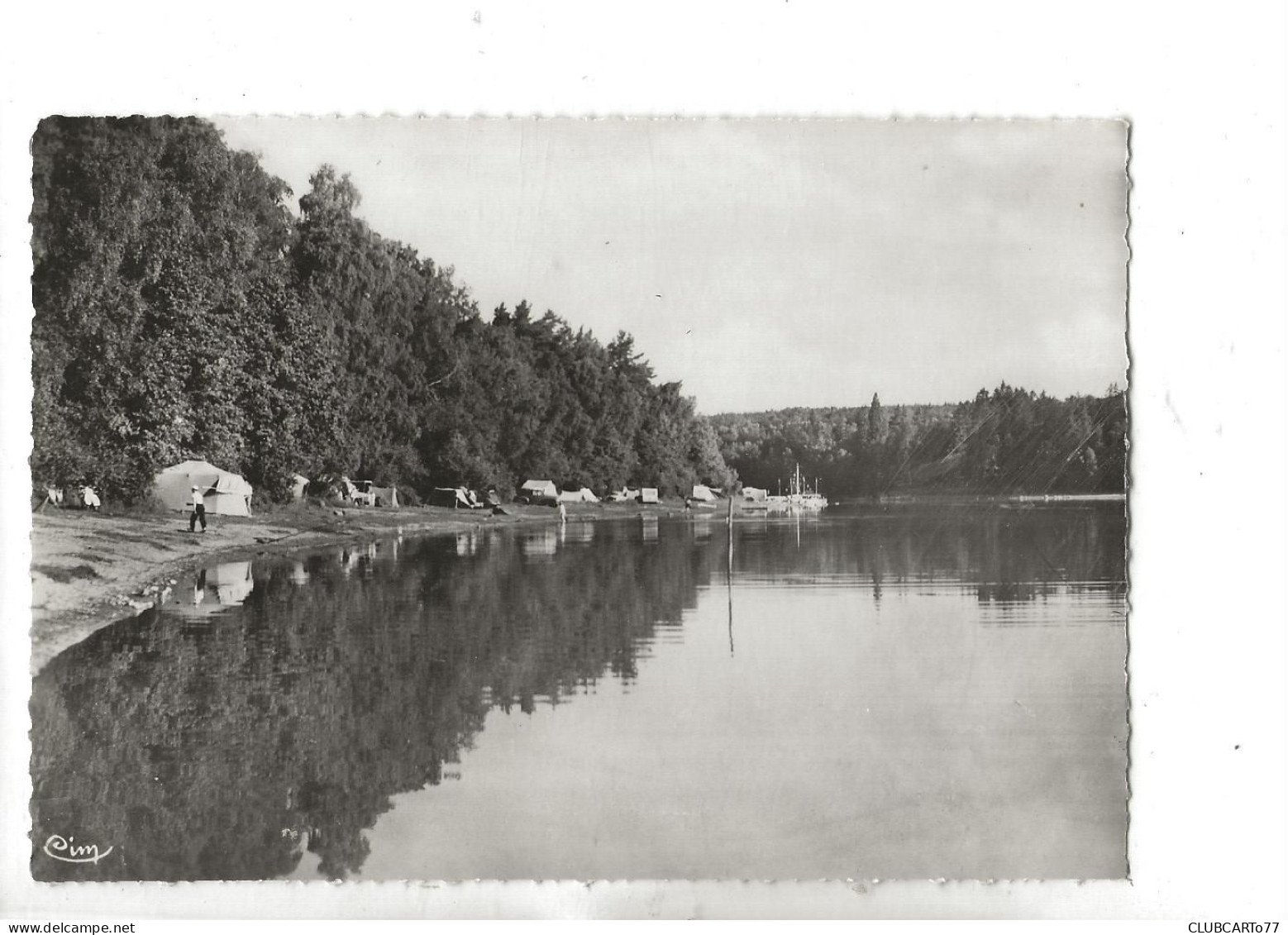 Montsauche-les-Settons (58) : Camping Sur Les Bords Du Lac Des Settons En 1950 (animé) GF. - Montsauche Les Settons
