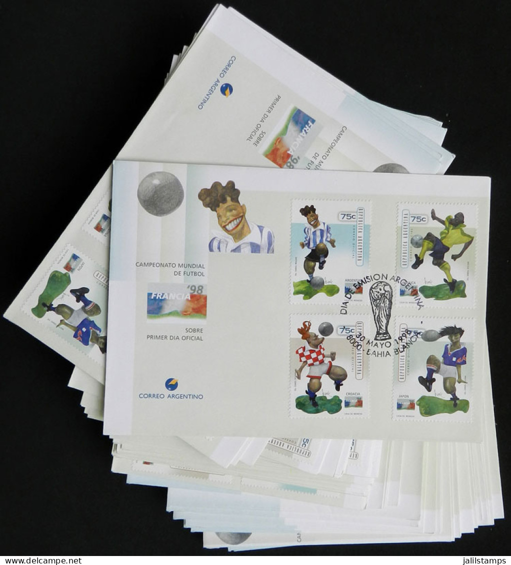 TOPIC FOOTBALL/SOCCER: 50 Official FDC Covers Of Argentina Commemorating The Football World Cup France 1998, All Of Exce - Other & Unclassified