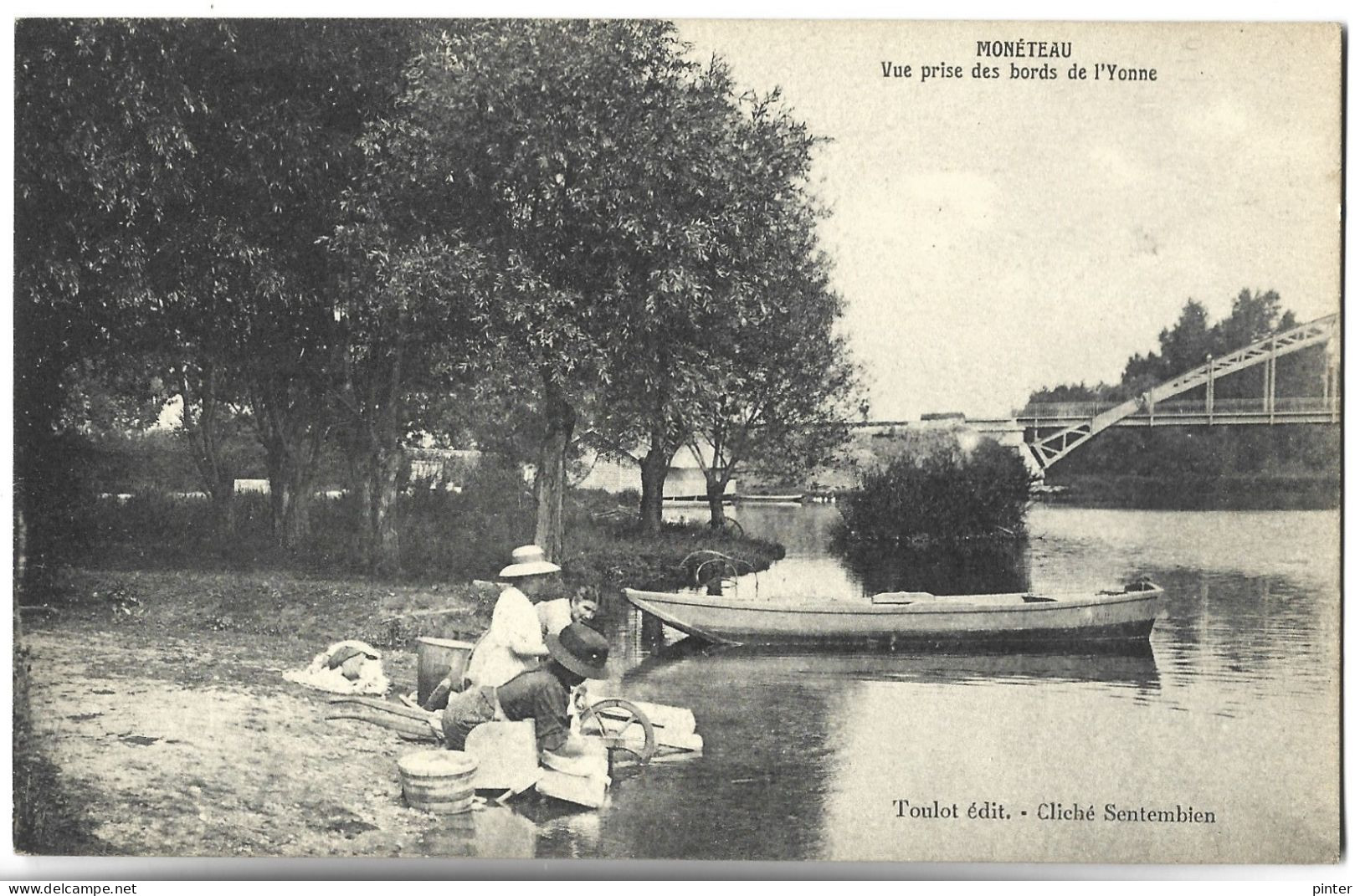 MONETEAU - Vue Prise Des Bords De L'Yonne - Laveuses - Moneteau