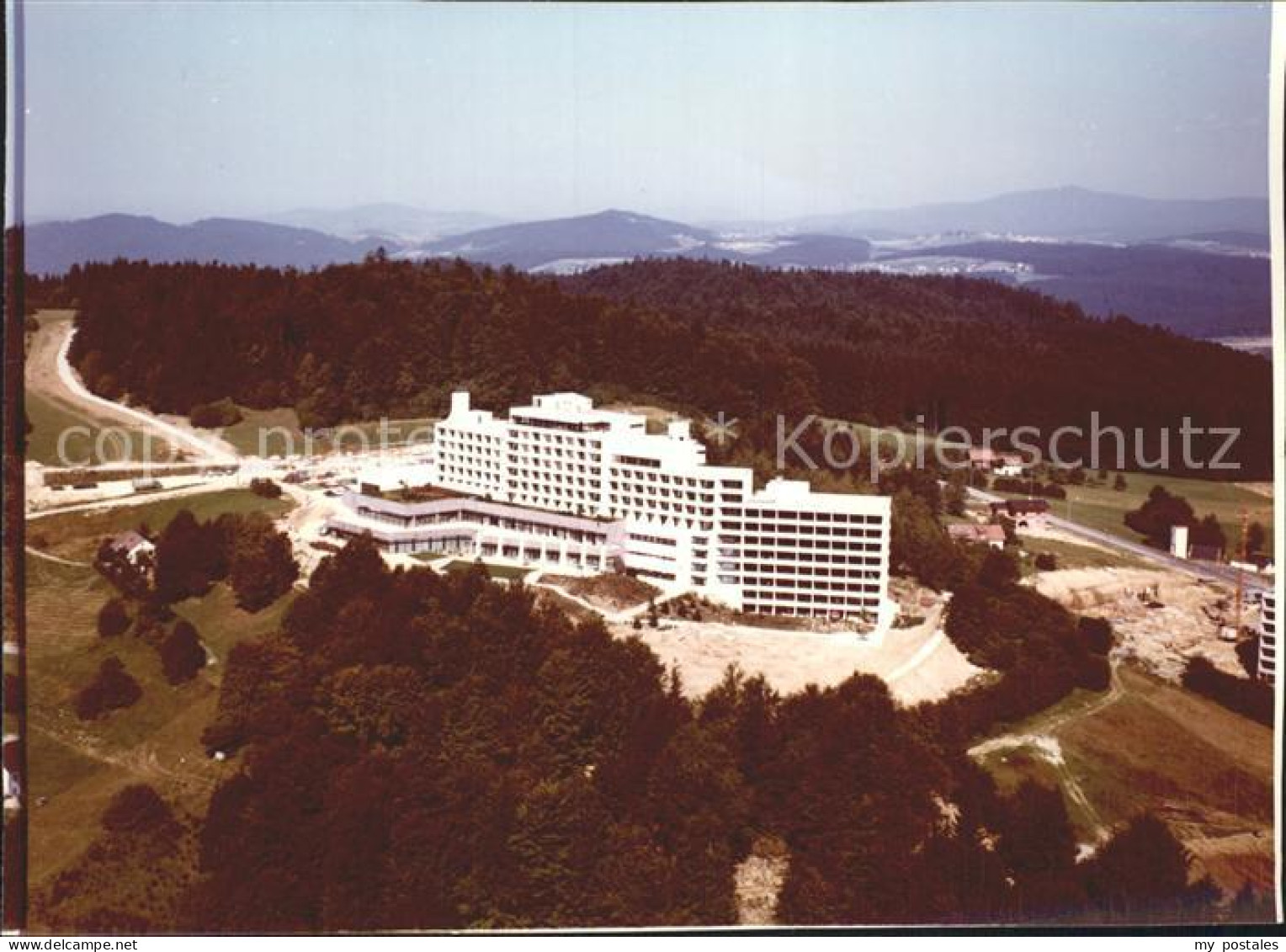 42291979 Freyung Klinik Bavaria Fliegeraufnahme Ahornoed - Freyung