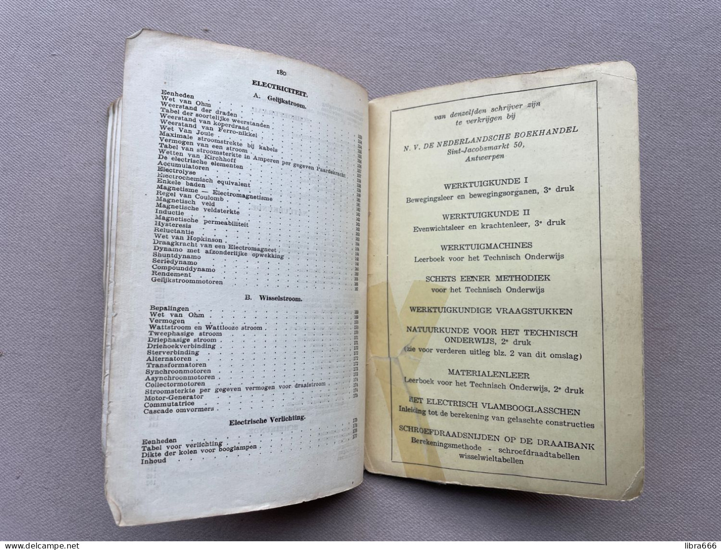 VADE-MECUM voor den TECHNICUS - A.F. TROCH 1942 - N.V. De Nederlandsche Boekhandel Antwerpen - 180 pp. - 19,5 x 13 cm.