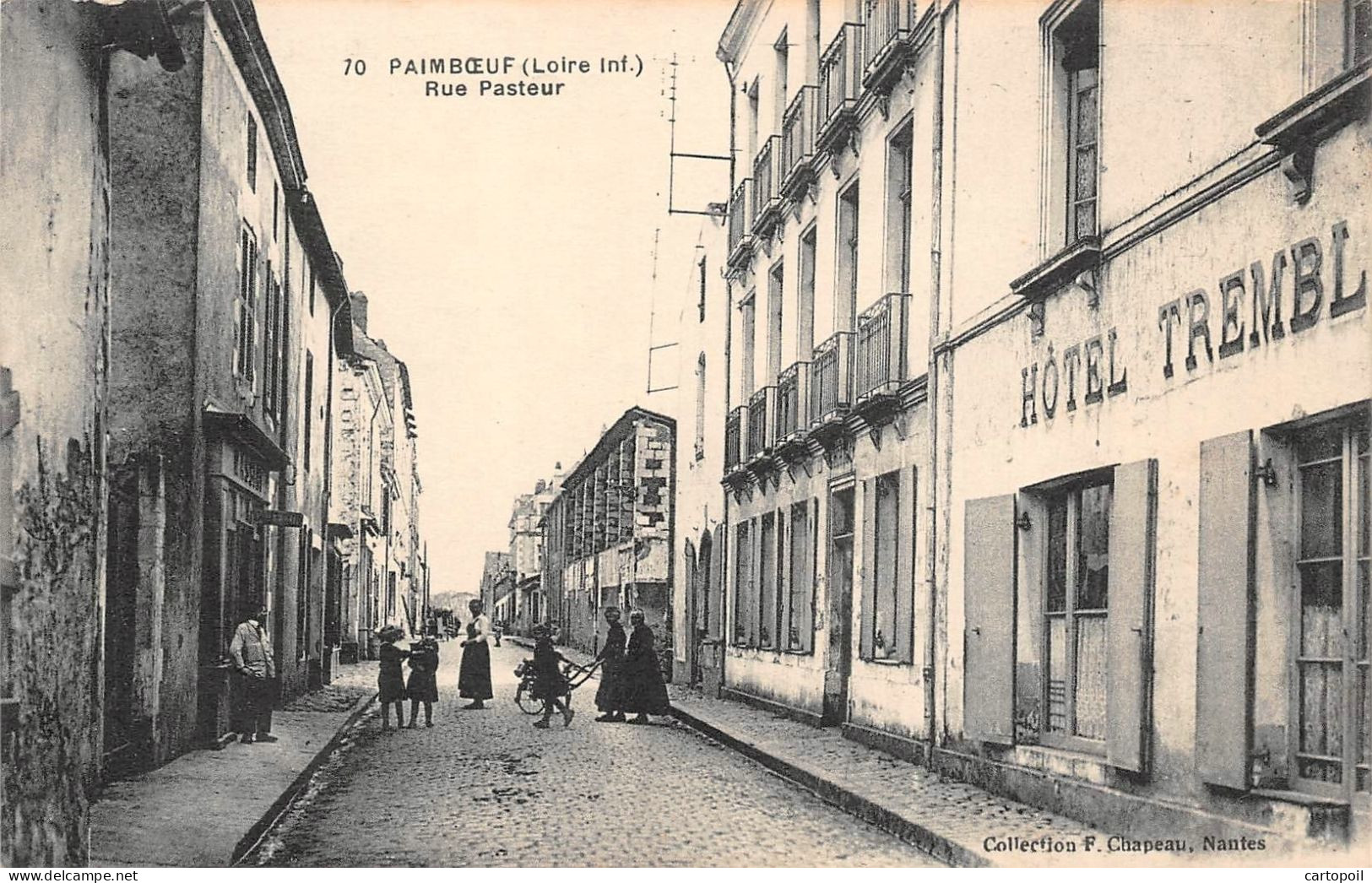 44 - PAIMBOEUF - Rue Pasteur Animée - Paimboeuf