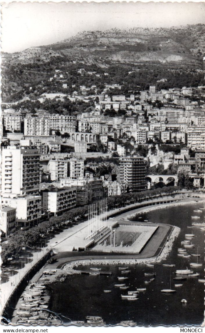 MONACO -- MONTE CARLO --  CPM -- La Piscine Olympique Et Le Boulevard Albert 1er - La Condamine