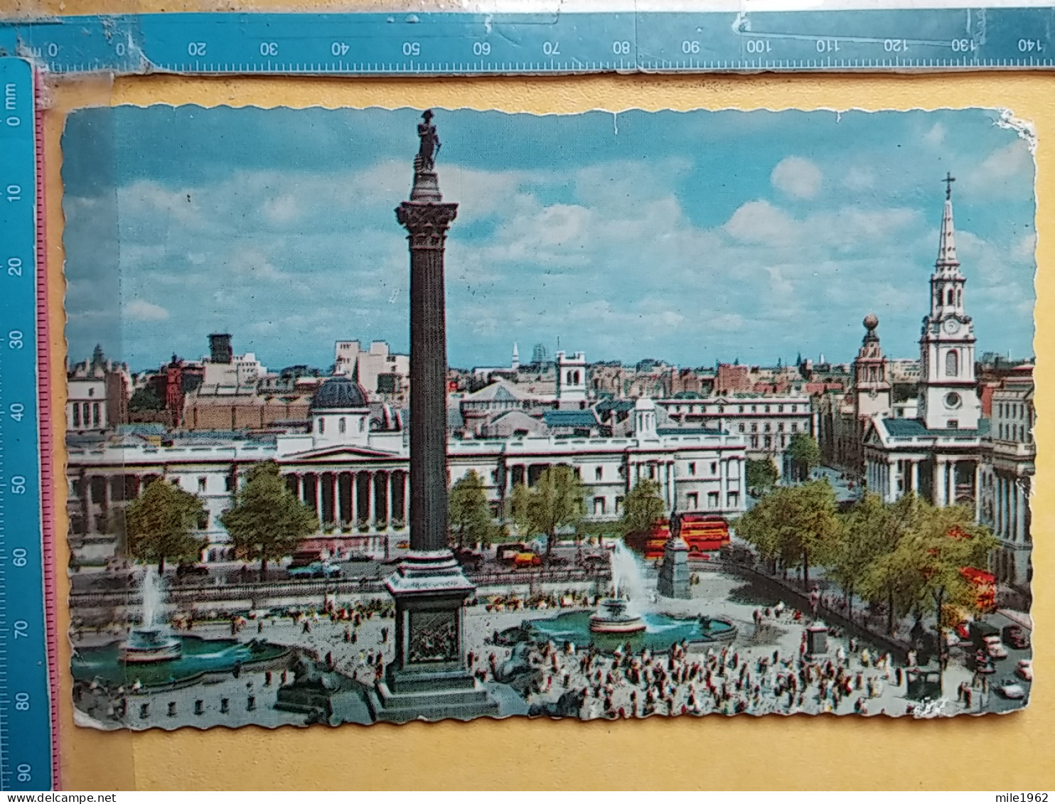 KOV 540-16 - LONDON, England,  - Trafalgar Square