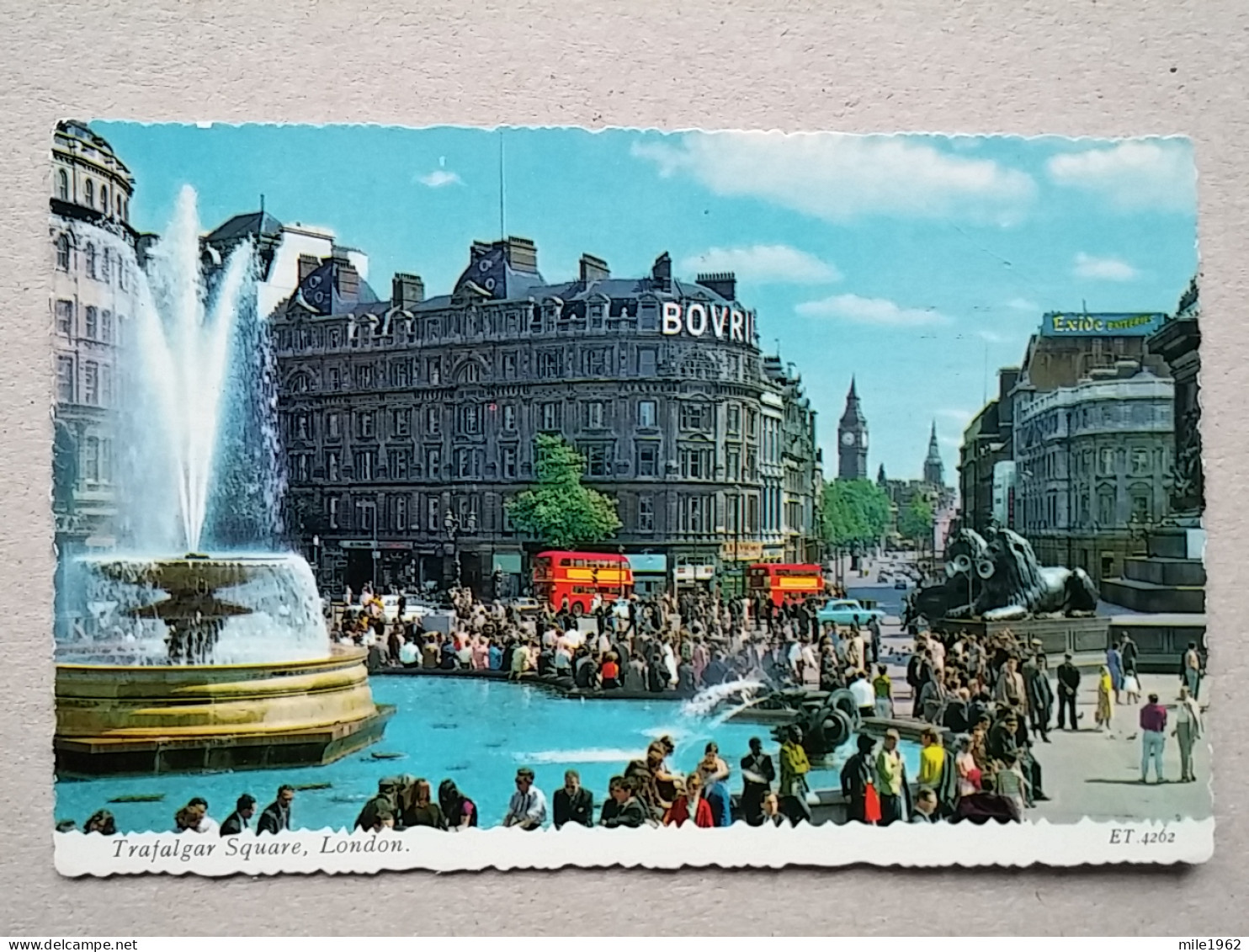 KOV 540-28 - LONDON, England, - Trafalgar Square