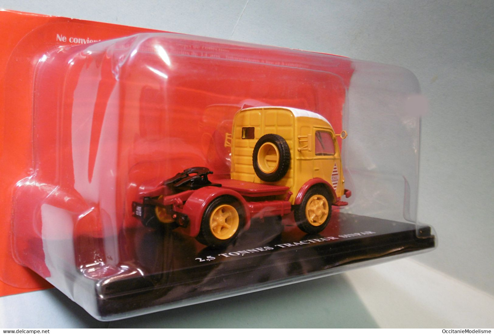 Hachette / Ixo - Tracteur SINPAR 2,5 Tonnes Régie RENAULT Neuf 1/43 - Commercial Vehicles