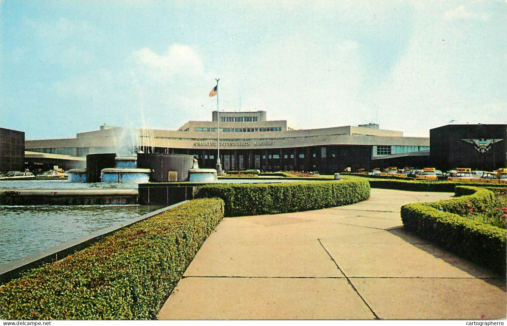 USA Pittsburgh PA Greater Pittsburgh Airport Fountain - Pittsburgh