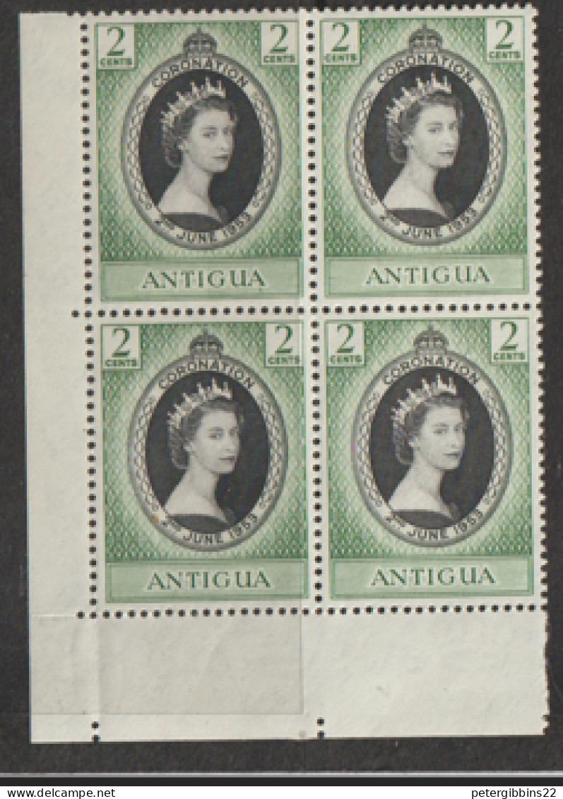 Antigua   1953 SG  120  Coronation   Mounted Mint  Corner  Block Of Flour - 1858-1960 Colonia Britannica