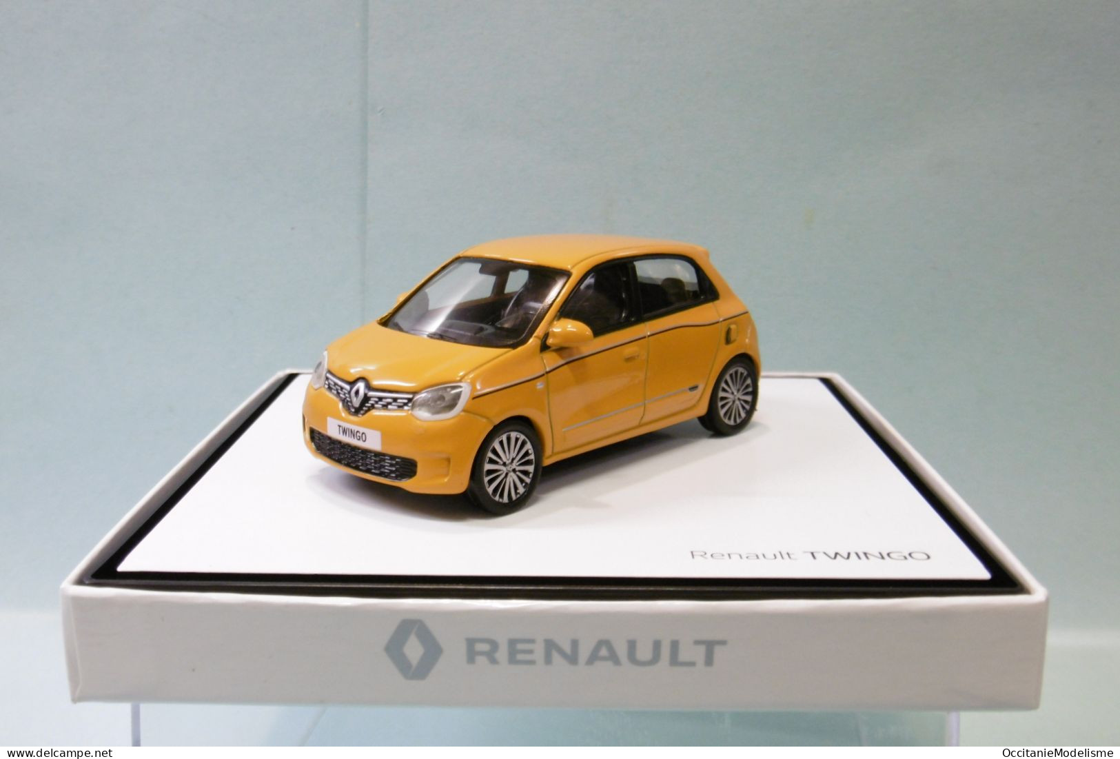 Norev - RENAULT TWINGO III 2014 Jaune Occre Réf. 77 11 940 349 BO 1/43 - Norev