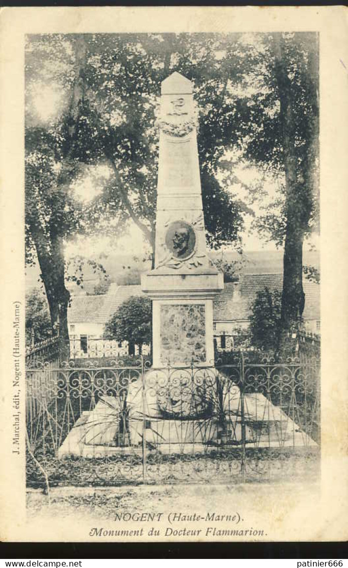 Nogent En Bassigny Monument Du Docteur - Nogent-en-Bassigny