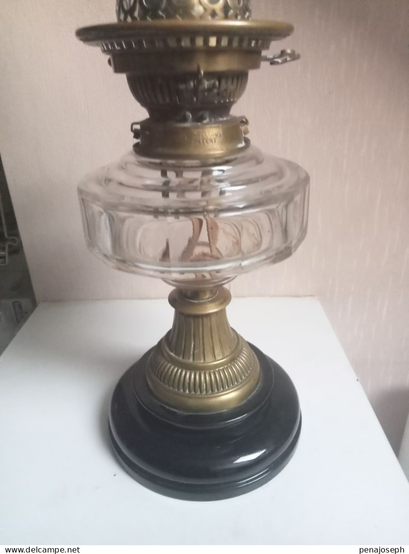 Lampe A Petrole 1837 Signé Patent Hinks Son's Hauteur 53 Cm, Bronze - Lighting & Lampshades