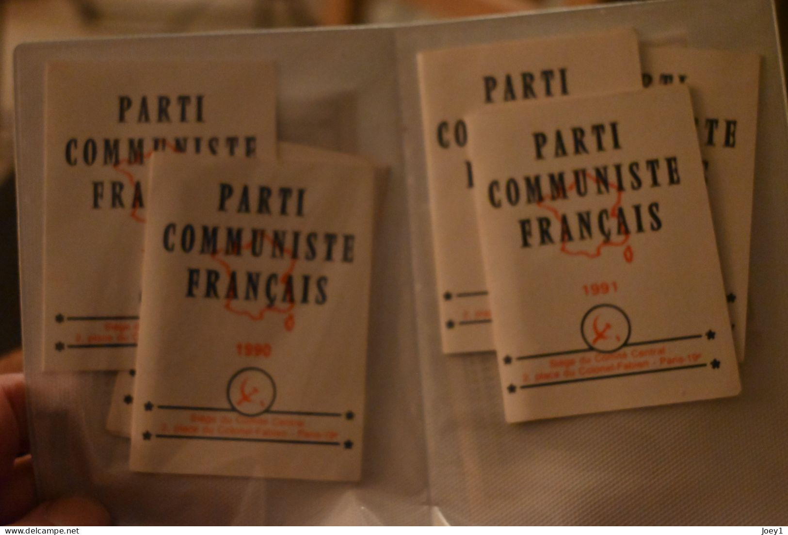 1 ensemble de carte d adhésion au parti Communiste et à la CGT de la même personne avec ses certificats de travail