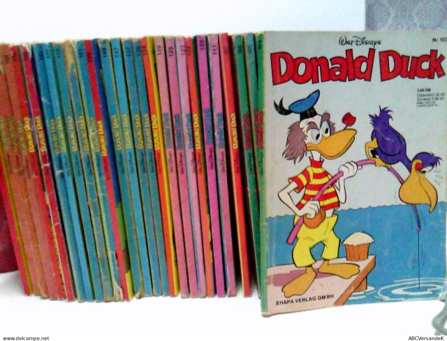 Konvolut: 28 Bände / Taschenbücher Walt Disneys Donald Duck. - Autres & Non Classés