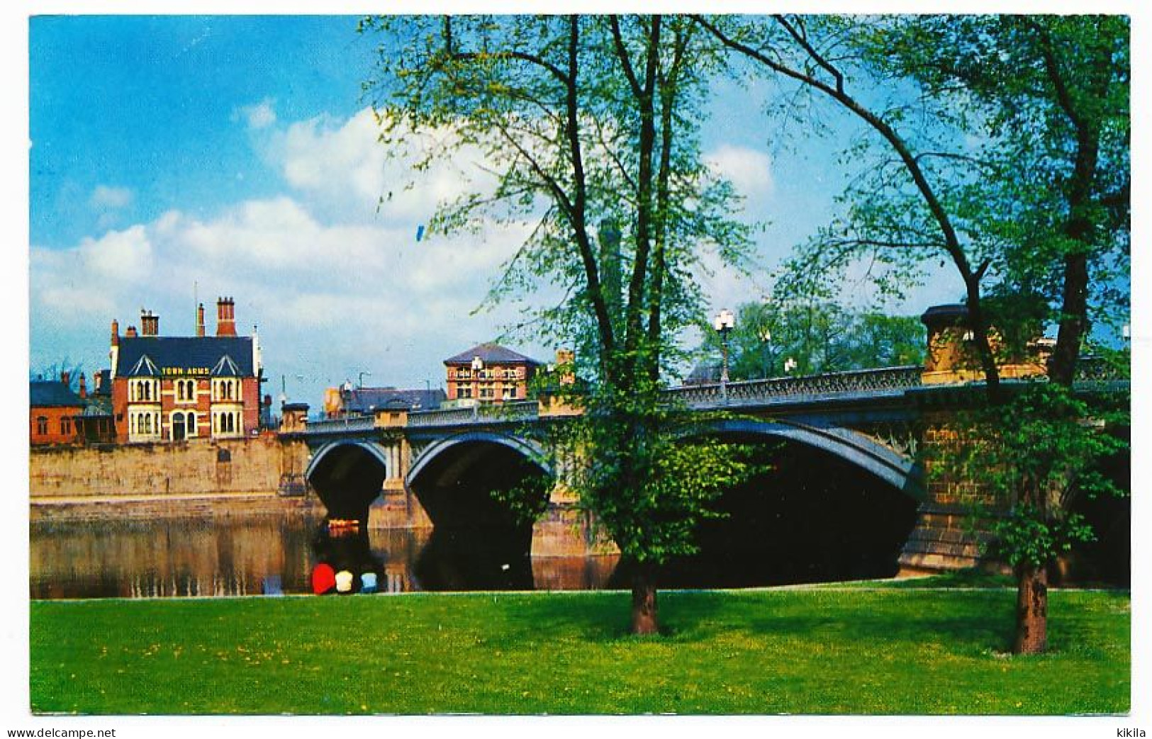 CPSM 9 X 14 Grande Bretagne Angleterre (125) NOTTINGHAM The Trent Bridge  Town Arms - Nottingham