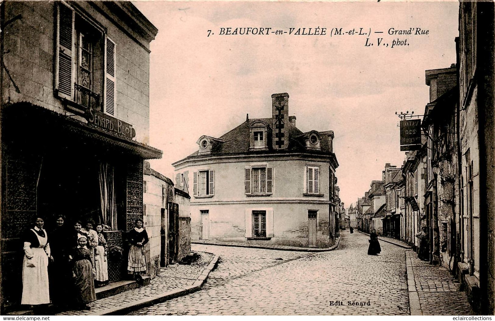 Beaufort En  Vallée       49          Grand Rue   Hôtel           (voir Scan) - Other & Unclassified