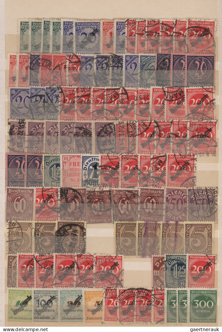 Deutsches Reich: 1899/1945 (ca.), Sammlungspartie In Alben Und Auf Steckkarten, - Collections