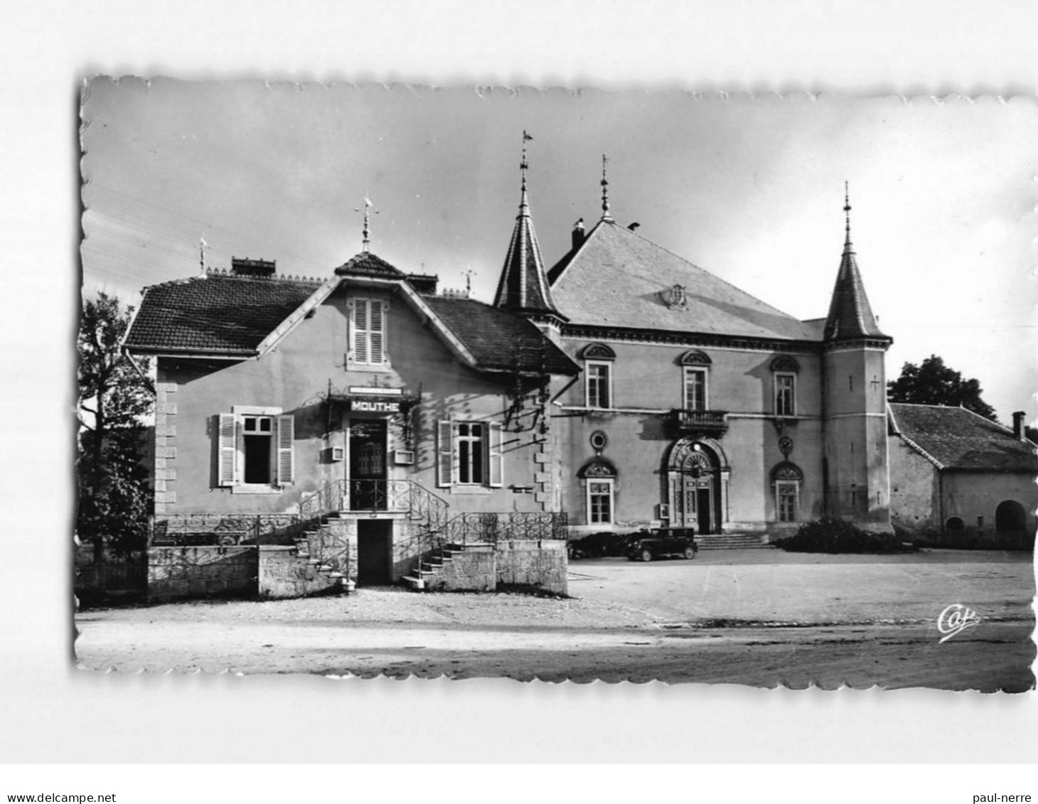 MOUTHE : Hôtel De Ville Et La Poste - Très Bon état - Mouthe