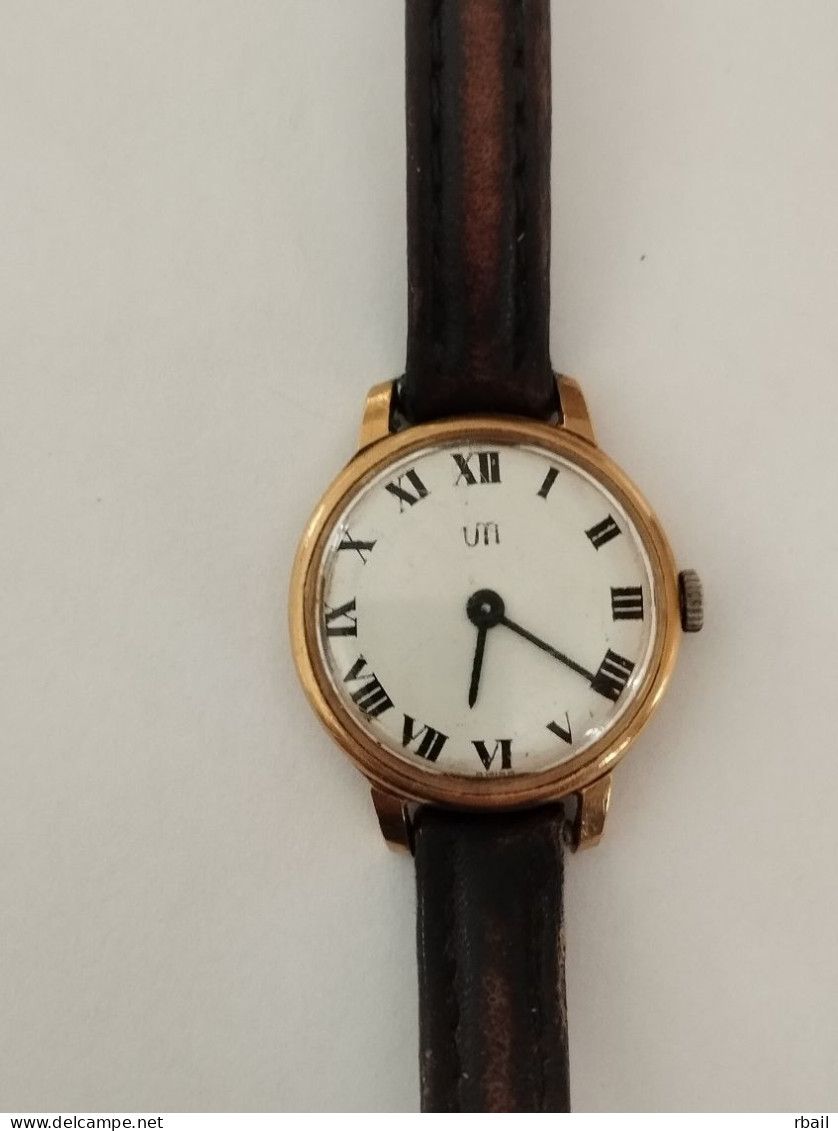 Montre Ancienne De Marque De Renom UTI Boitier Or Avec Bracelet Origine  Bon état Verre Non Rayé En état De Marche - Antike Uhren