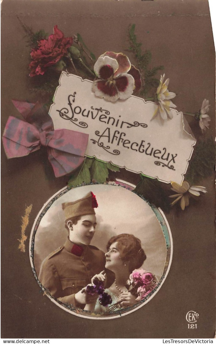 COUPLES - Souvenir Affectueux - Colorisé - Carte Postale Ancienne - Couples