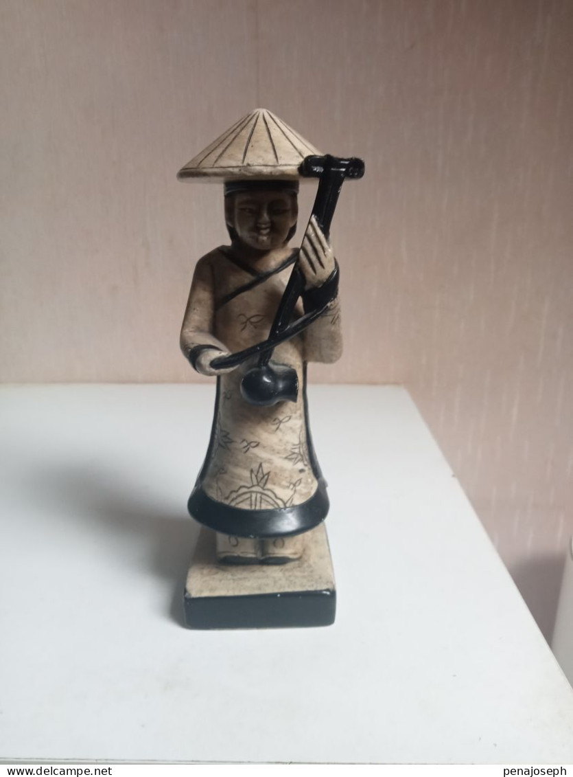 Statuette Asiatique Du XIXème, En Pierre  Hauteur 17 Cm - Arte Asiático