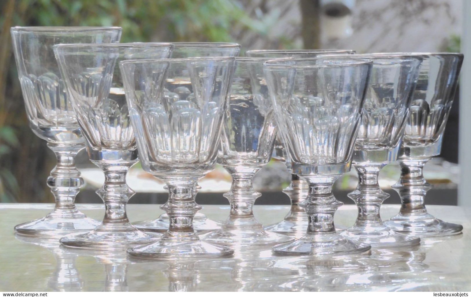 -9 VERRES A PIEDS En VERRE LOUIS PHILIPPE Modèle CATON Déco Table Vitrine     E - Glass & Crystal