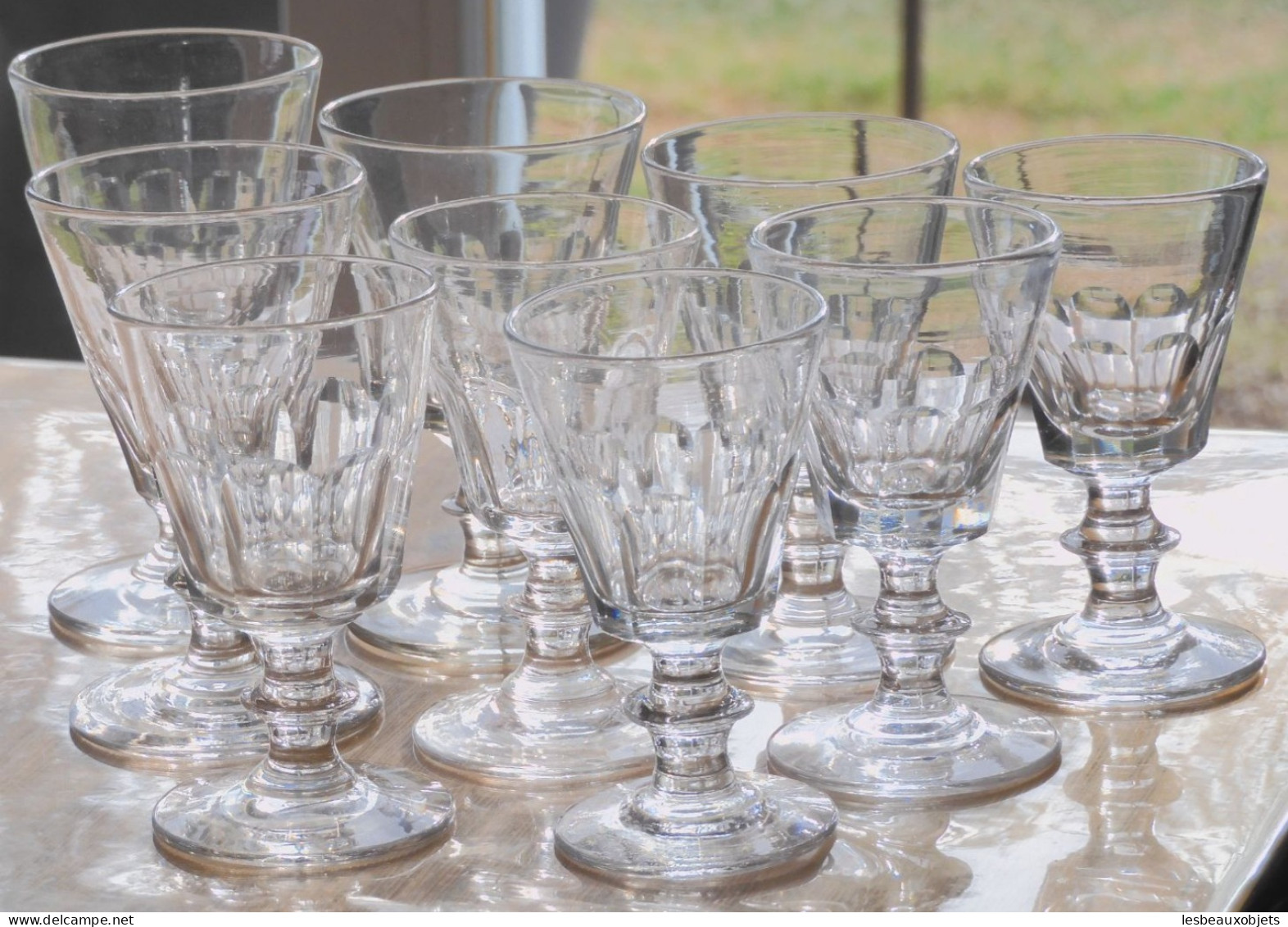 -9 VERRES A PIEDS En VERRE LOUIS PHILIPPE Modèle CATON Déco Table Vitrine     E - Glas & Kristal