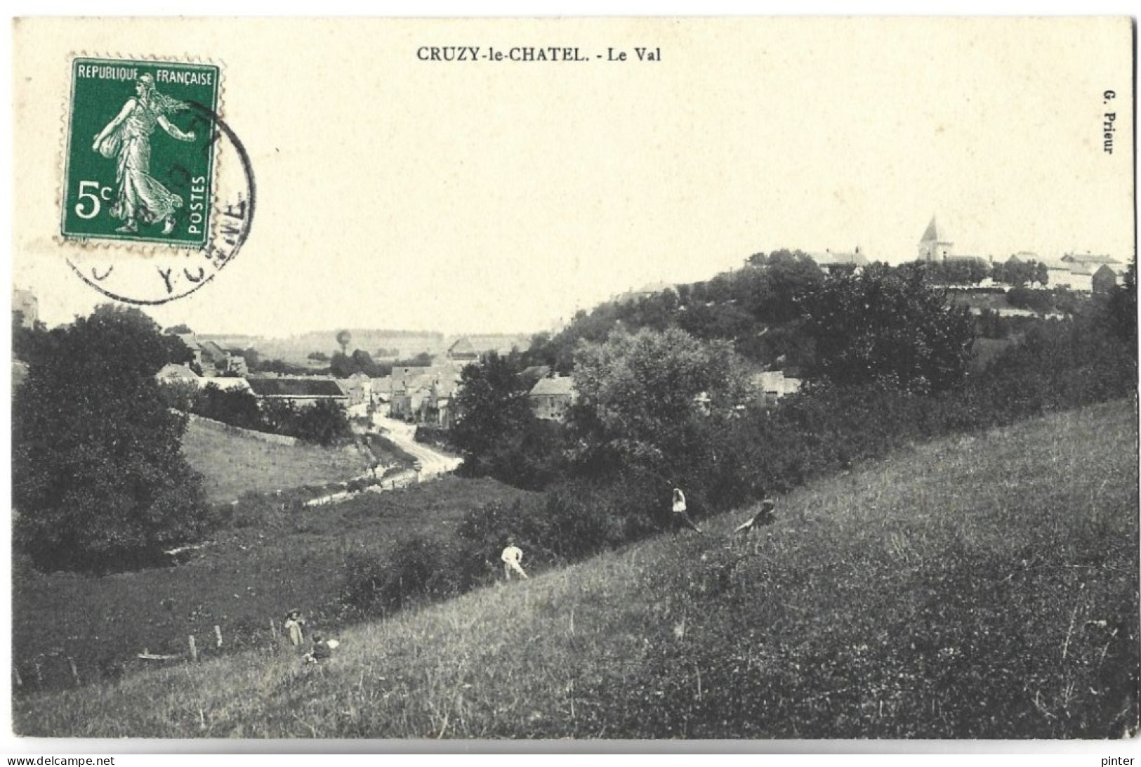 CRUZY LE CHATEL - Le Val - Cruzy Le Chatel