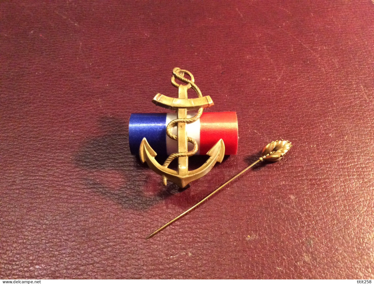 Joli Petit Lot Broche Ancre Marine Militaire / Rouleau Cocarde Tricolore France / Aiguille épinglette - Marine