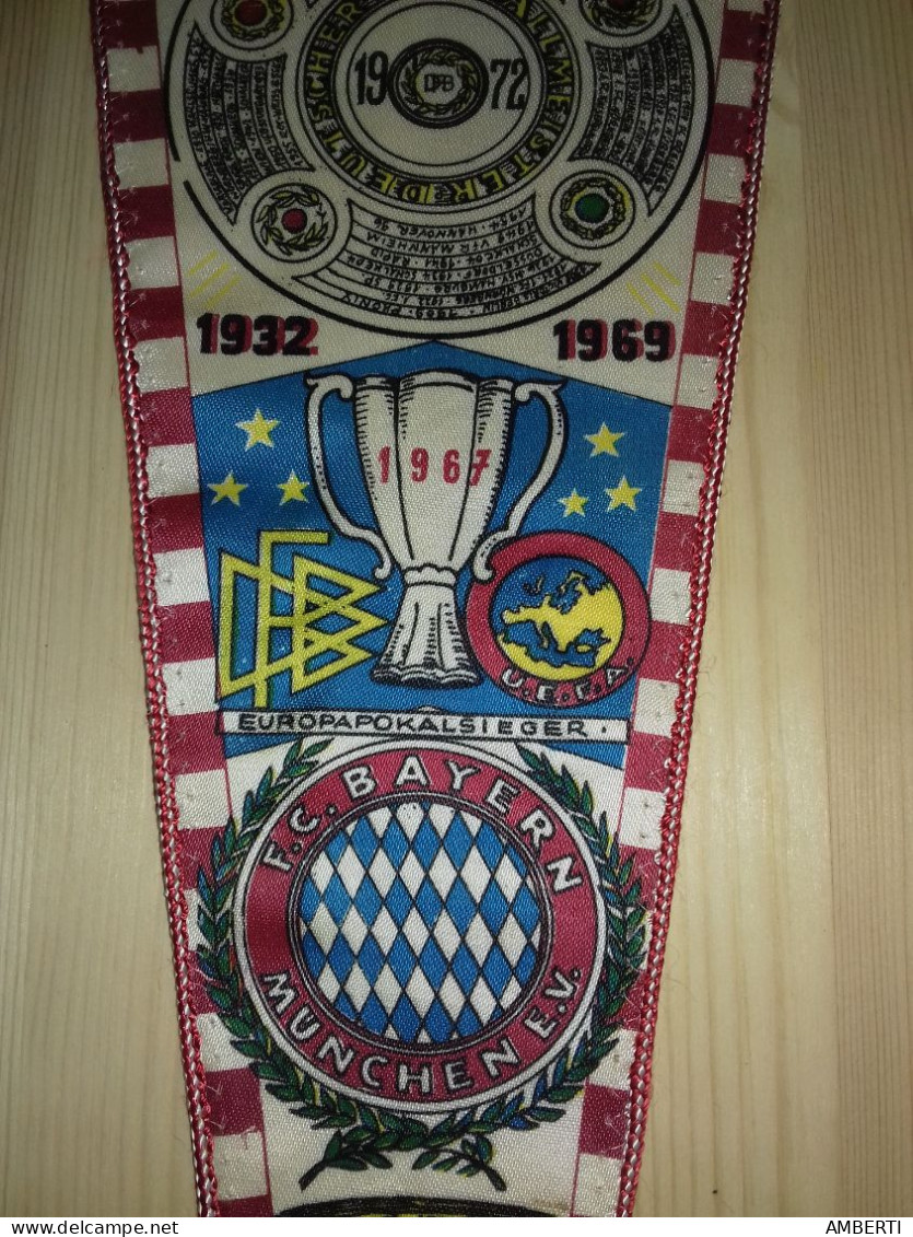 Banderin Bayern Munich Del Año 72 - Bekleidung, Souvenirs Und Sonstige