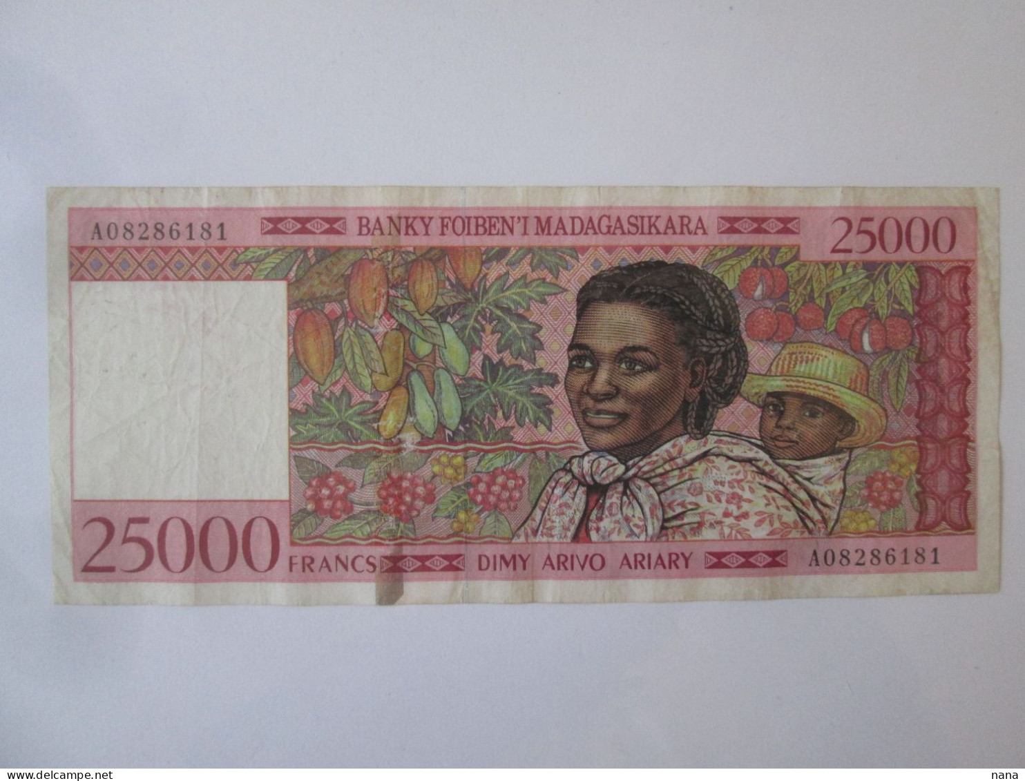 Madagascar 25000 Francs/Ariary 1998 Banknote See Pictures - Madagaskar