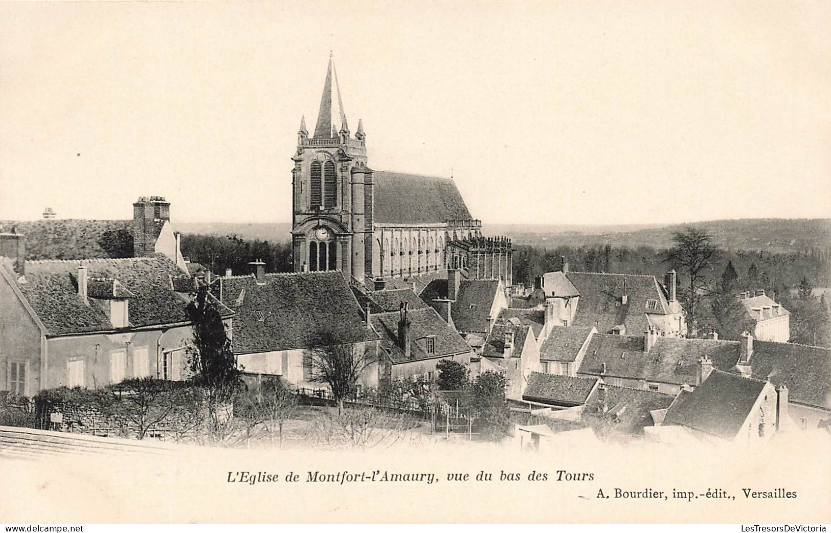 FRANCE - Monfort L'Amaury - L'église De Montfort L'Amaury - Vue Du Bas Des Tours - Carte Postale Ancienne - Montfort L'Amaury