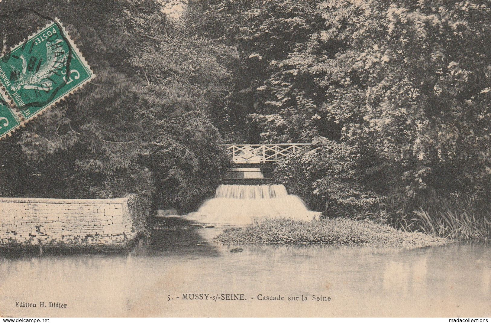 Mussy Sur Seine (10 - Aube) Cascade Sur La Seine - Mussy-sur-Seine