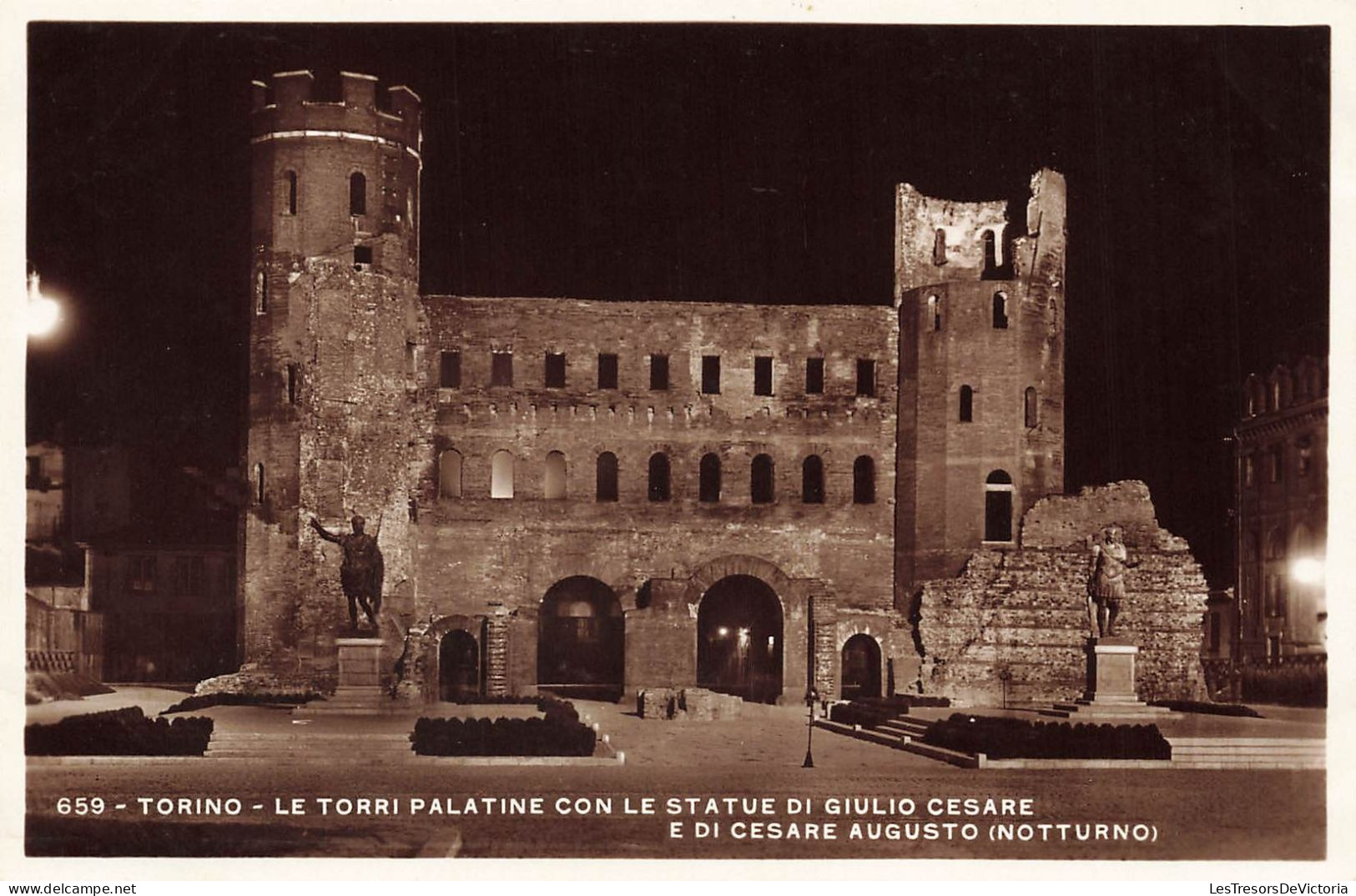 ITALIE - Torino - Le Torri Palatine Con Le Statue Di Giulio Cesare E Di Cesare Augusto - Carte Postale Ancienne - Altri & Non Classificati