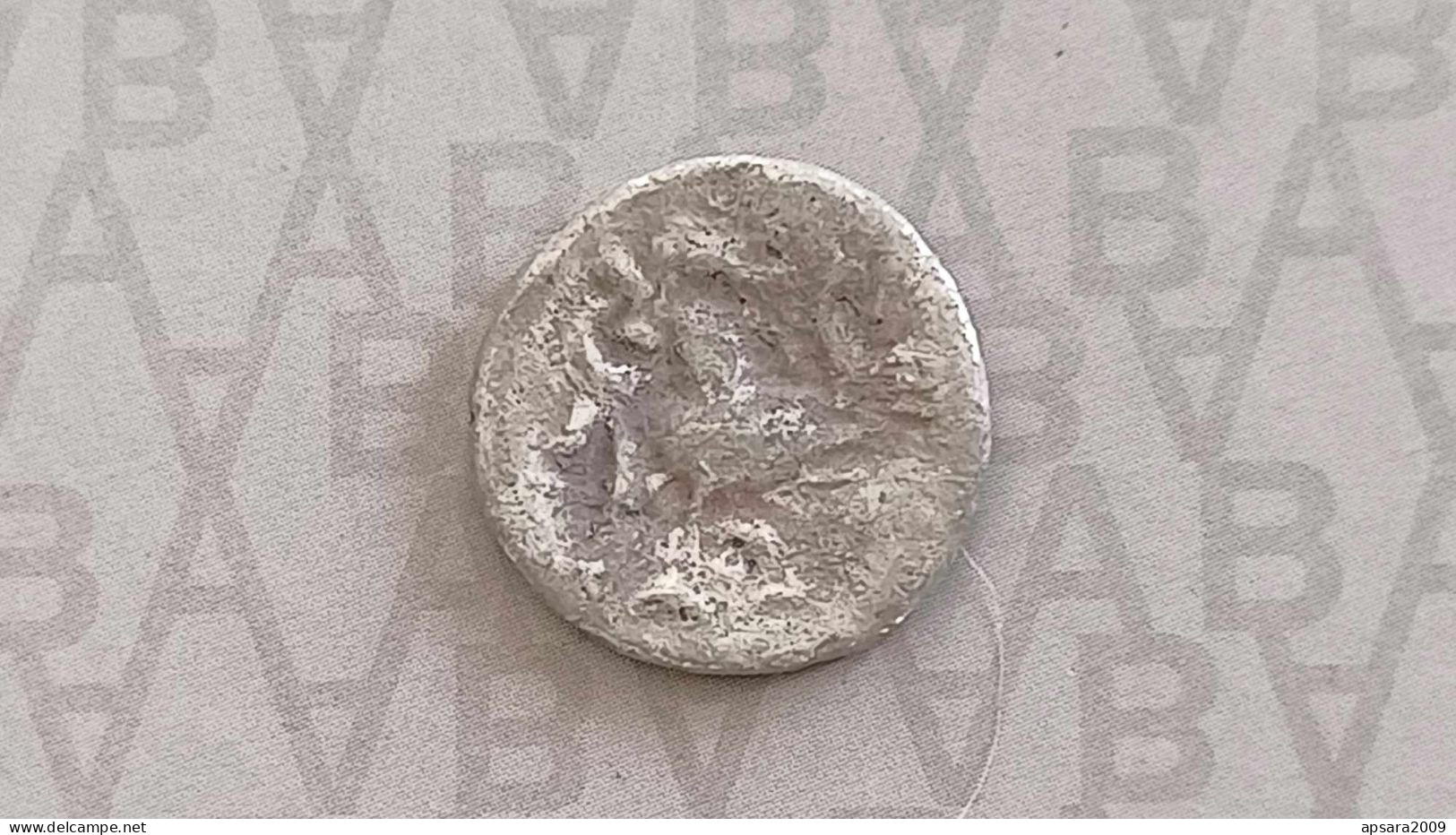 CAMBODGE / CAMBODIA/ Coin Silver Khmer Antique With Very High Silver Content - Cambodge