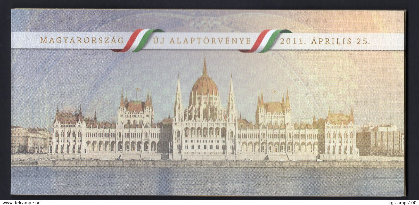 HUNGARY 2011 GOLD CROWN. ( RED NUMBER, GOLD, CRYSTALS) MI 5513II) BOOKLET** - Neufs